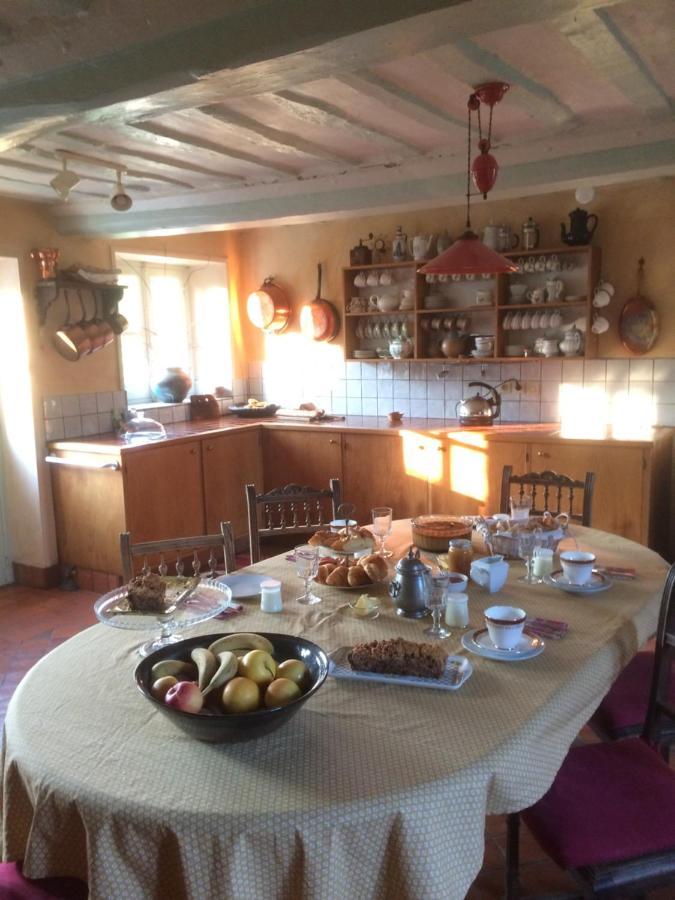 De Ma Fenetre Panzió Saint-Martin-des-Entrées Kültér fotó